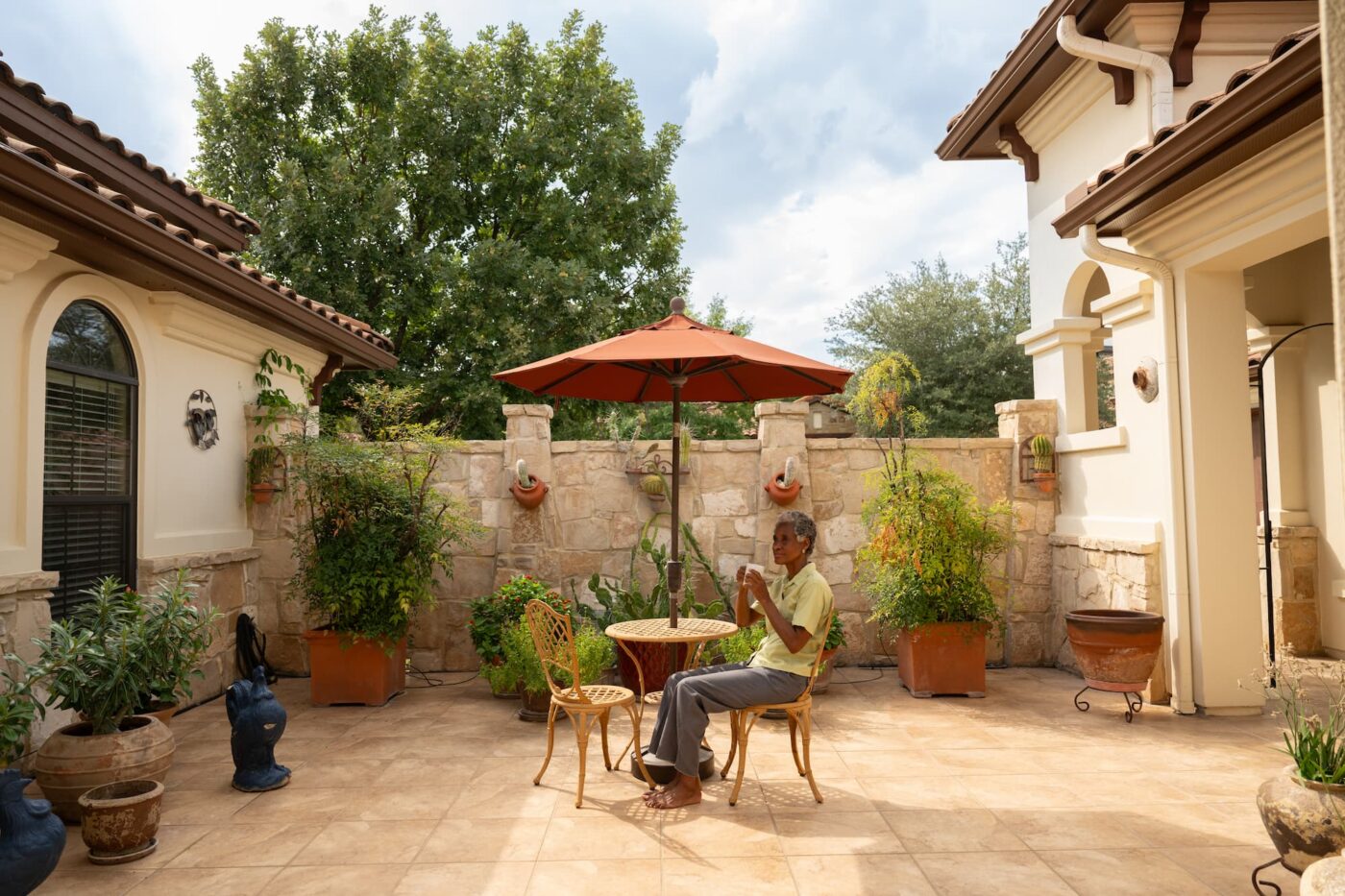 Memory Care vs. Assisted Living | Longhorn Village